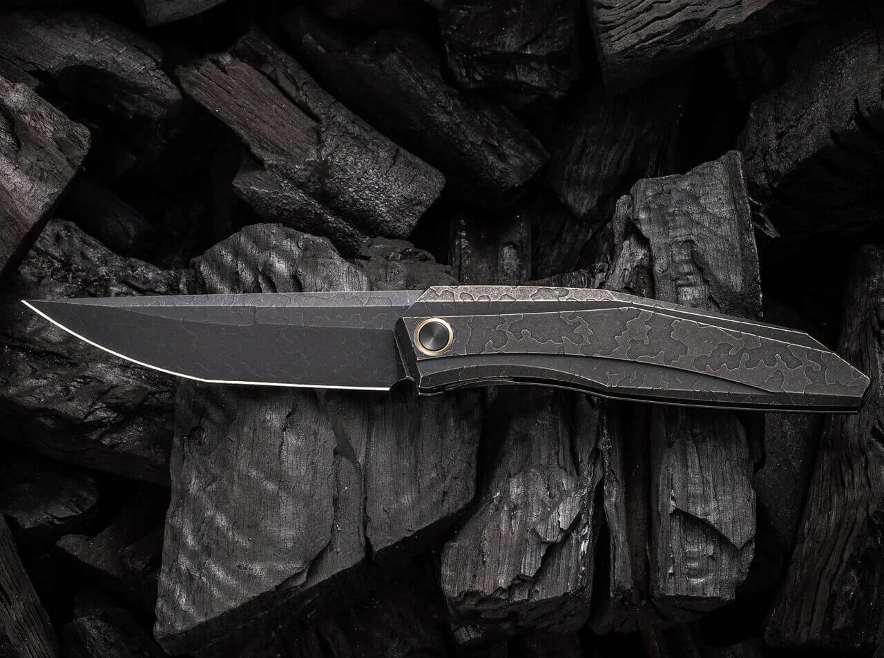 Cybernetic Titanium Black Etching Pattern 1 Cybernetic Titanium Black Etching Pattern